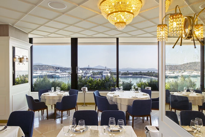 Cova Astir Marina Άγιος Βαλεντίνος