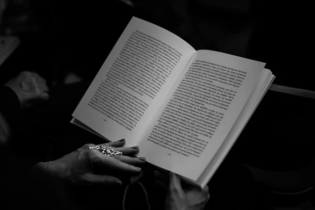 Αόρατα Δεσμά Ευάγγελος Σαχπέρογλου