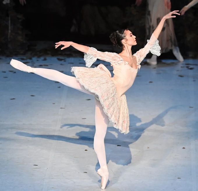 Rocio Aleman Stuttgart Ballet