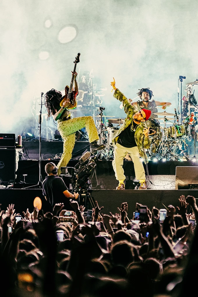 GORILLAZ