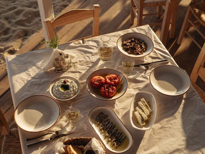 To Ταβερνάκι στην παραλία του Αστέρα, Astir Beach