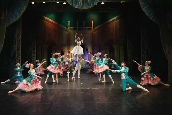 σταχτοπούτα ωδείο αθηνών