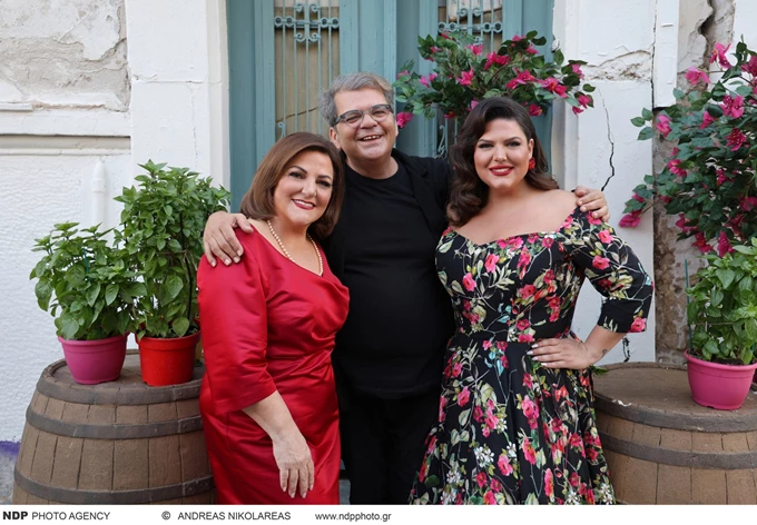 ΜΑΛΙΣΤΑ ΚΥΡΙΕ BACKSTAGE