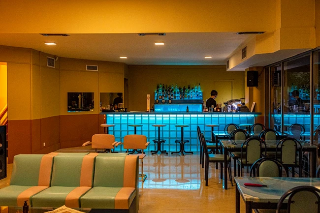 ΤΟ APOTEKA ΜΠΑΡ ΣΤΗΝ ΒΙΚΤΩΡΙΑ 11