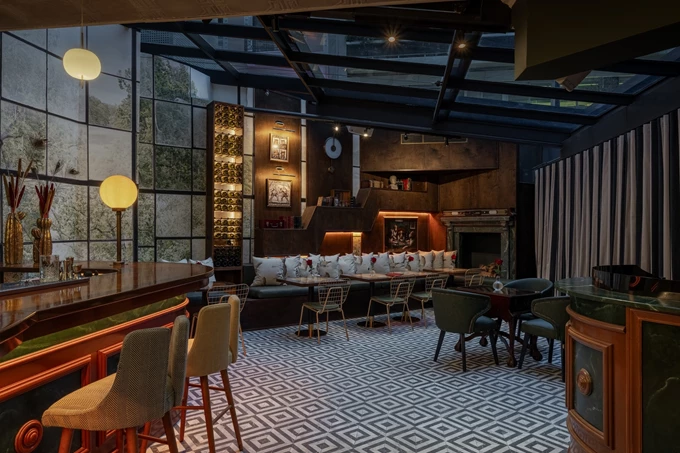 Το νέο 42 Bar στο Κολωνάκι 11