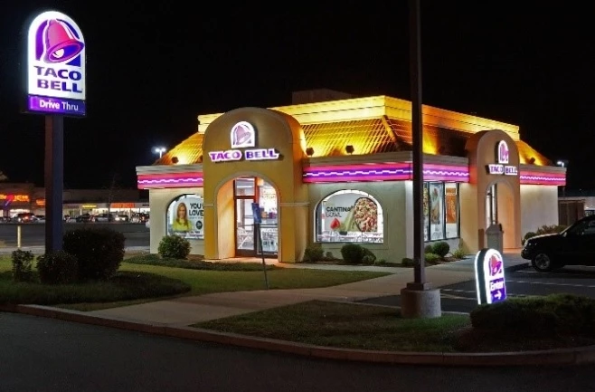 Τα Taco Bell στην Αθήνα 3