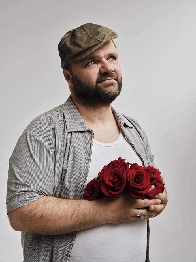 Τριαντάφυλλο στο στήθος