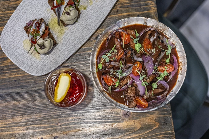 Το εστιατόριο Musique All Day Resto Bar στο Παγκράτι 7