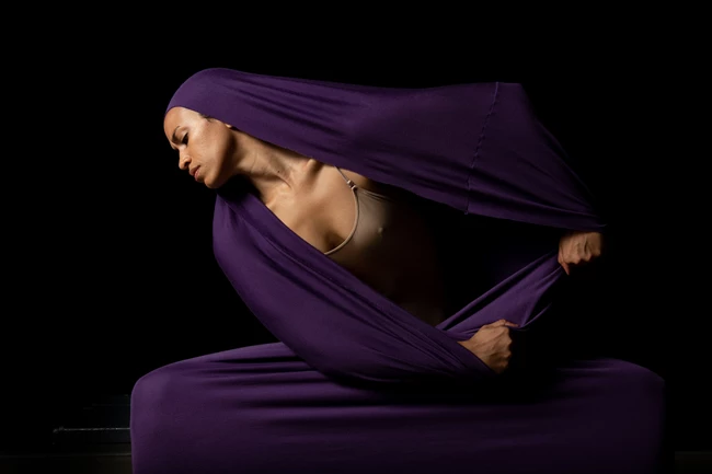 Natasha M. Diamond-Walker in Martha Graham_Lamentation