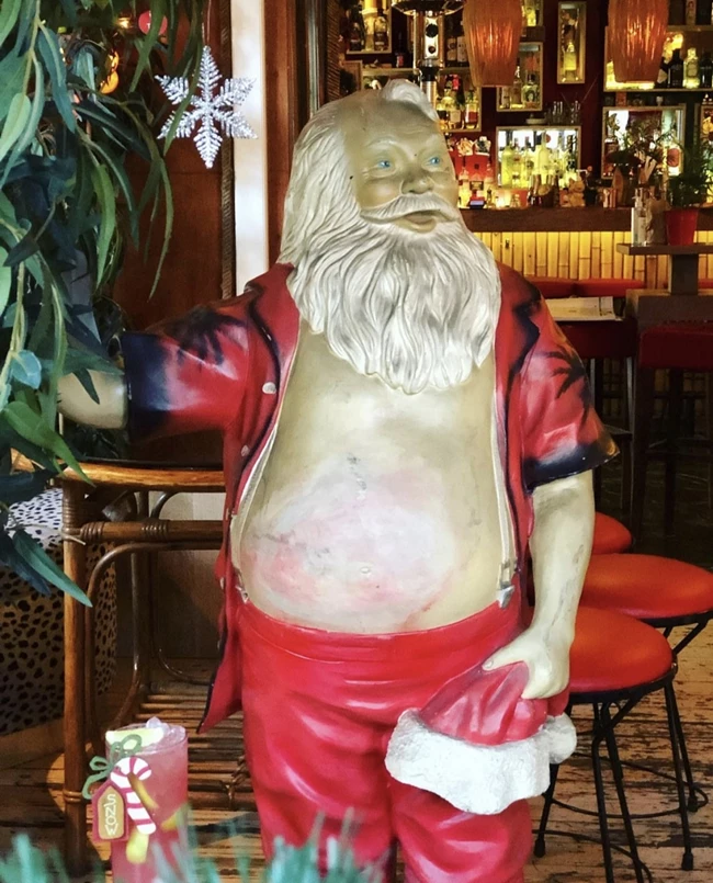 Tiki Bar Athens Χριστούγεννα 4