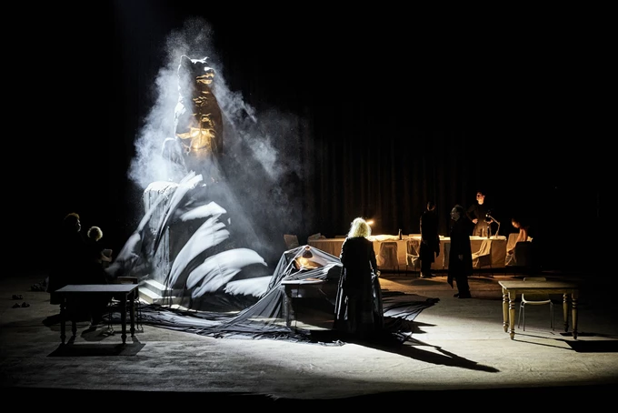 Εκάβη, όχι Εκάβη / Hecuba, not Hecuba