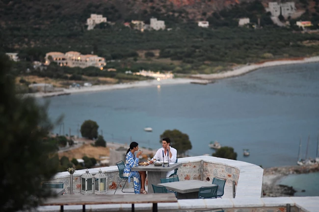 Πέτρα και Φως Πάσχα Μάνη