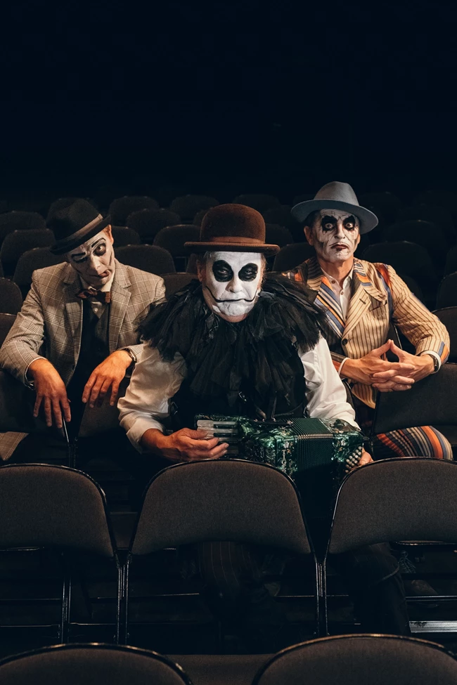 Tiger Lillies