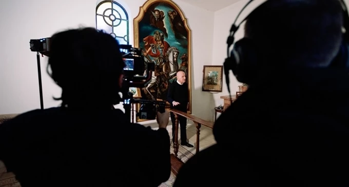 Κελλάρι 10: Η ιστορία της Achaia Clauss έγινε ντοκιμαντέρ 1