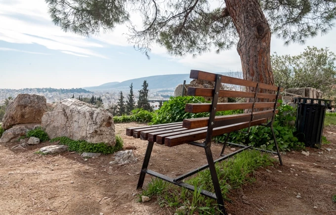 παγκάκι στην Αθήνα