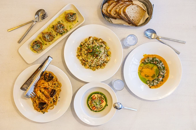 Παπαλίνα/ Κουκάκι/ Εστιατόρια, ταβέρνες και ουζερί για ψάρι