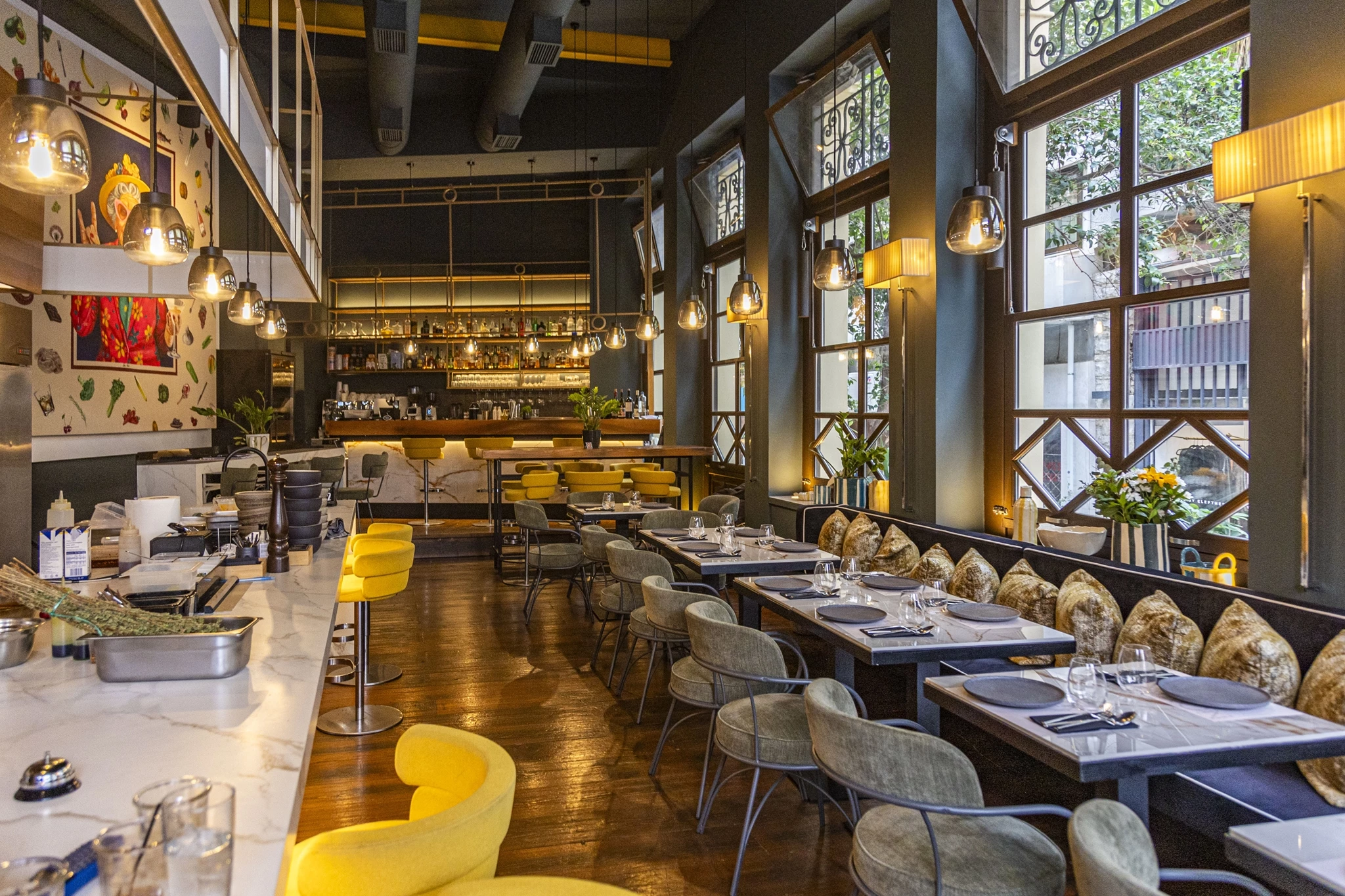 Τι γεύση μας αφήνουν οι 'old new recipes' του Nonnas, στην Πλάκα