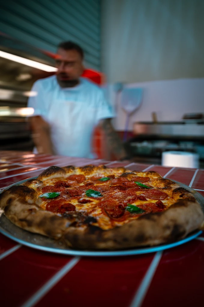 Η πίτσα του Dr.8 1