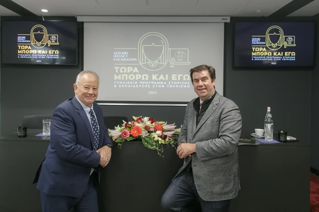 Τώρα μπορώ και εγώ