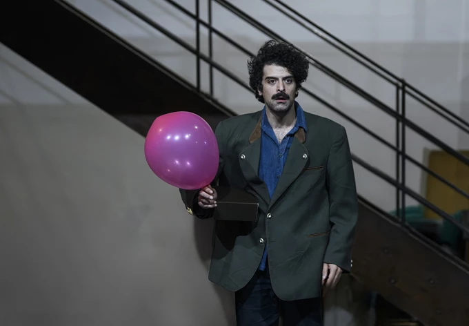 Το τρίτο Στεφάνι Στάθης Λιβαθινός