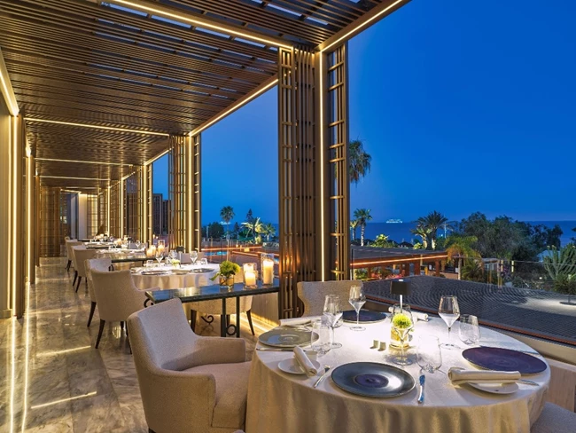 Vivaldi by Mavromatis