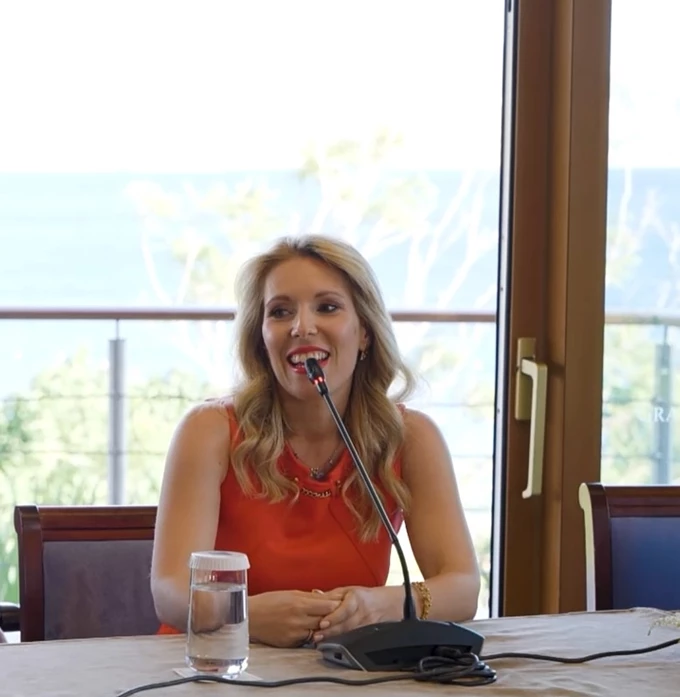 Xριστίνα Πουλίτση