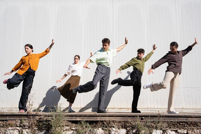 Tough palm 7ο Φεστιβάλ Σύγχρονου Χορού Compartments Dance Project