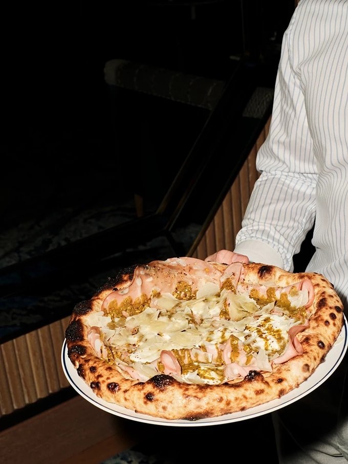 Εστιατόριο Mercato στο Four Seasons Astir Palace με τη Μάγκυ Ταμπακάκη