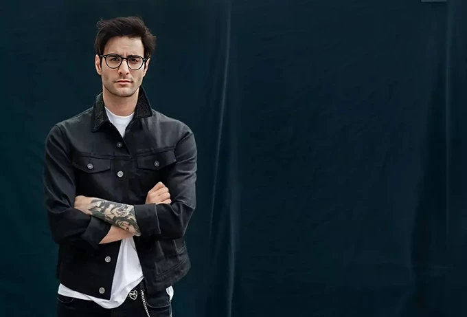 Ίαν Στρατής