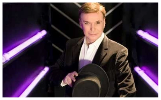 Γιώργος Μαρίνος