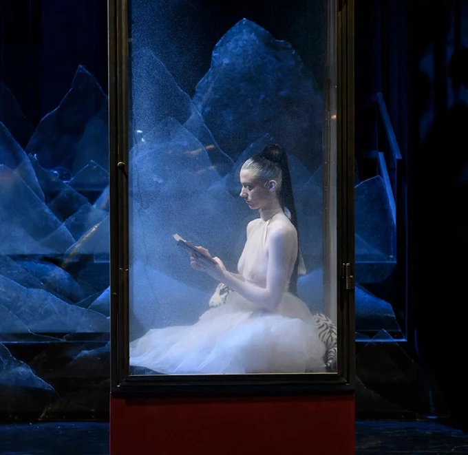 Τουραντό – Η γυναίκα που μισούσε τους άντρες