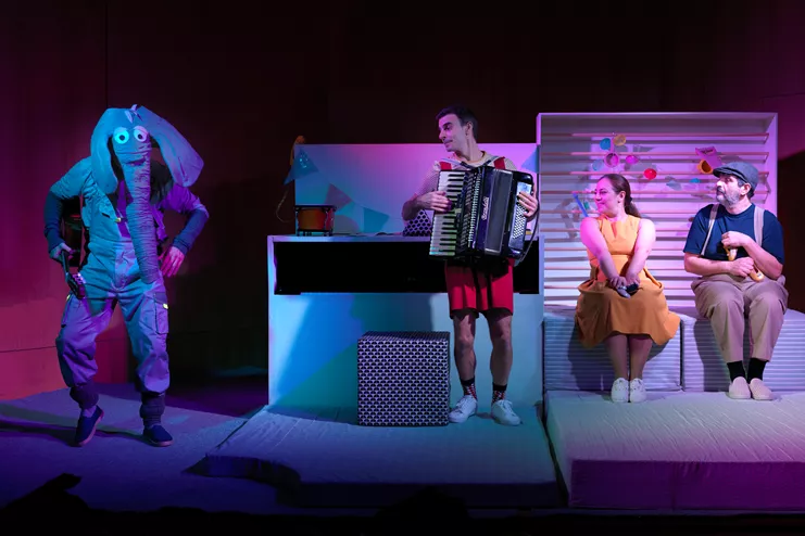 Ένας ελέφαντας στο δωμάτιο