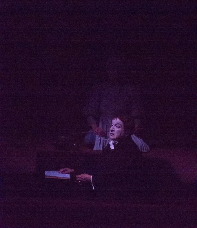 Συμπόσιο, Σφενδόνη