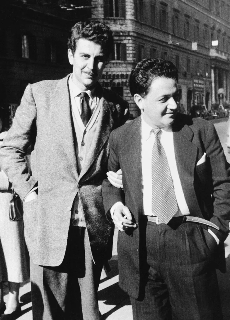 Ο Μάνος Χατζιδάκις και ο Μίκης Θεοδωράκης στη Νέα Υόρκη. Δωρεά ΕΛΙΑ-ΜΙΕΤ, αρχείο Μάριο Βίττι. Μουσείο Μπενάκη / Πινακοθήκη Γκίκα