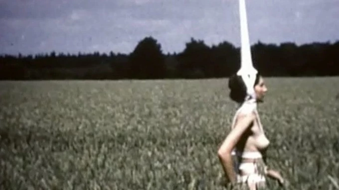 Ρεμπέκα Χόρν, Unicorn
