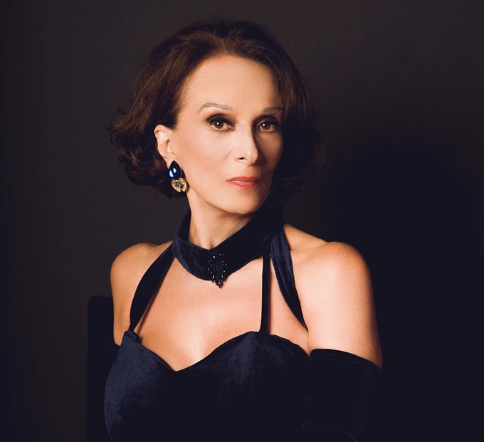 ΕΤΣΙ ΟΠΩΣ ΜΕ ΘΕΣ ΔΙΑΧΡΟΝΟ ΘΕΑΤΡΟ Μαίρης Βιδάλη