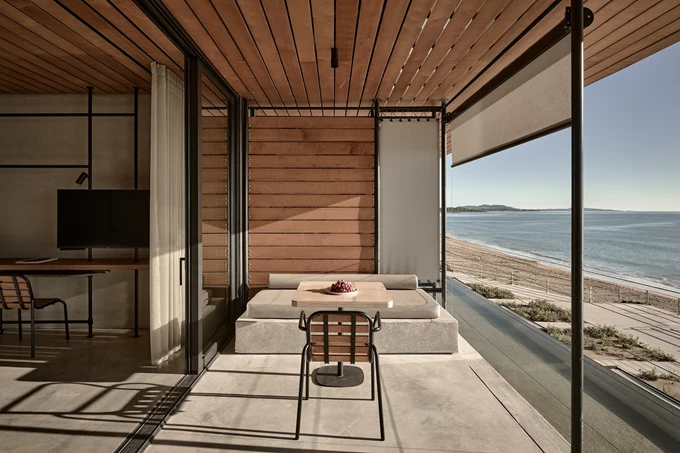 Το Dexamenes Seaside Hotel στην Κουρούτα 4