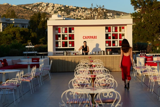 To Campari ανοίγει την πρώτη Terrazza του στην Αθήνα