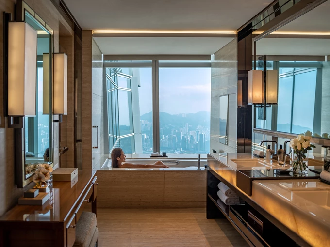 Το ξενοδοχείο The Ritz-Carlton Hong Kong στο Χονγκ Κονγκ 1