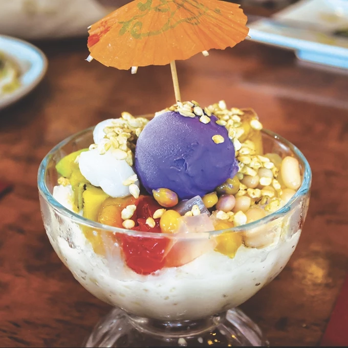 Halo-halo