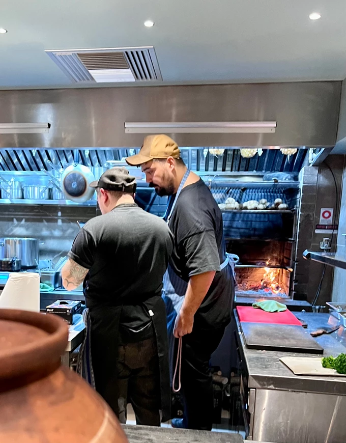 Ο σεφ Στράτος Βλασσόπουλος