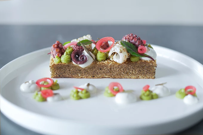 Ακόμη μία ξεχωριστή γαστρονομική βραδιά ετοιμάζεται στo Symposio at Ark, με τον Γιάννη Μπαξεβάνη και το