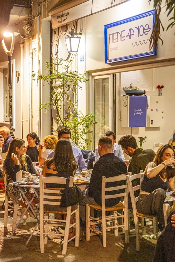 Ουζερί Πελεκάνος στον Κεραμεικό