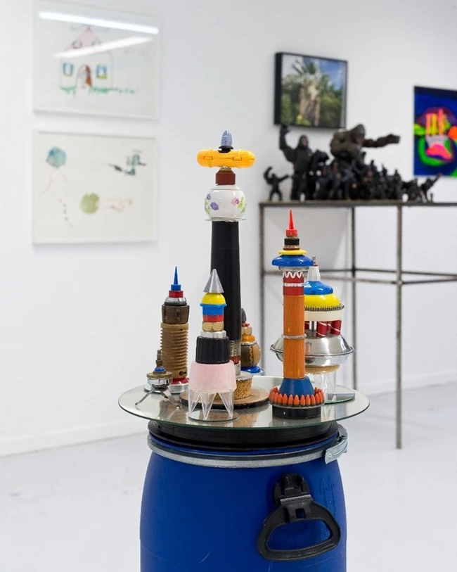 Bureau d’Art et de Recherche Roubaix_Stéphane Laurent Marcel, Érections