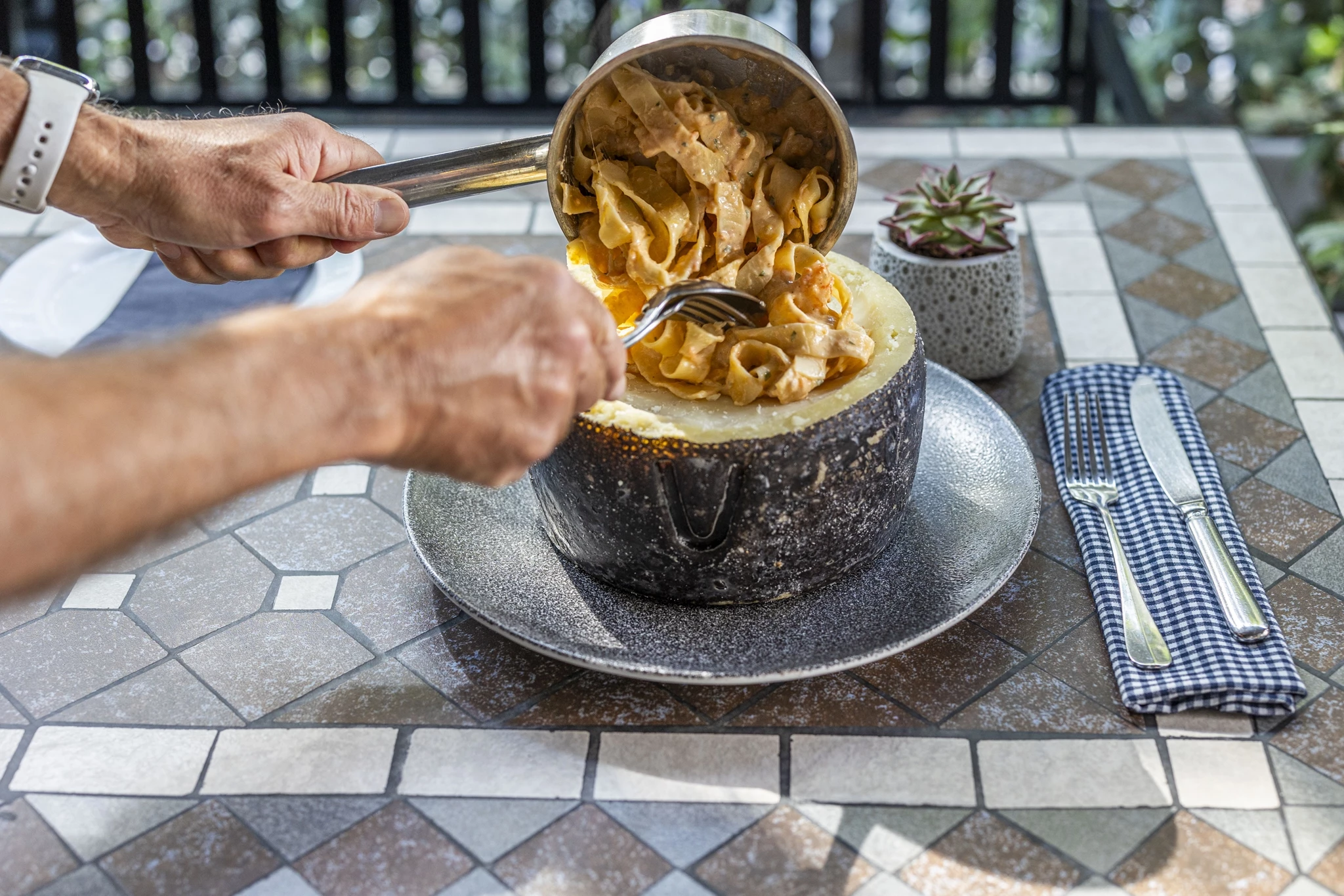 Η διαχρονική ελεγκάντσα του Παλαιού Φαλήρου