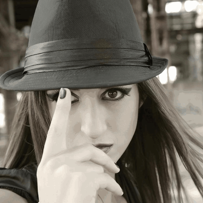 Off Off Athens Theater Festival 2023 Paris-Athènes-Berlin’ - Electro Swing - Cabaret project