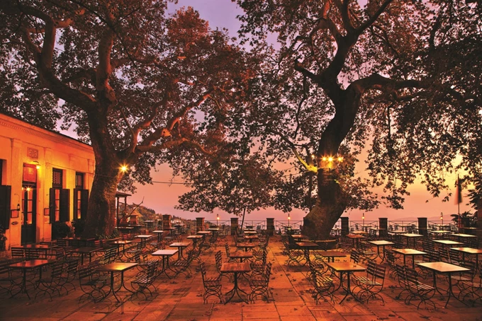 Πήλιο πλατεία