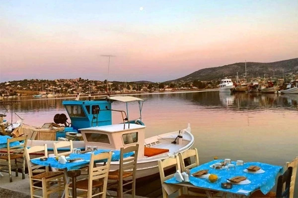 Κάκιας στη Σαλαμίνα 8