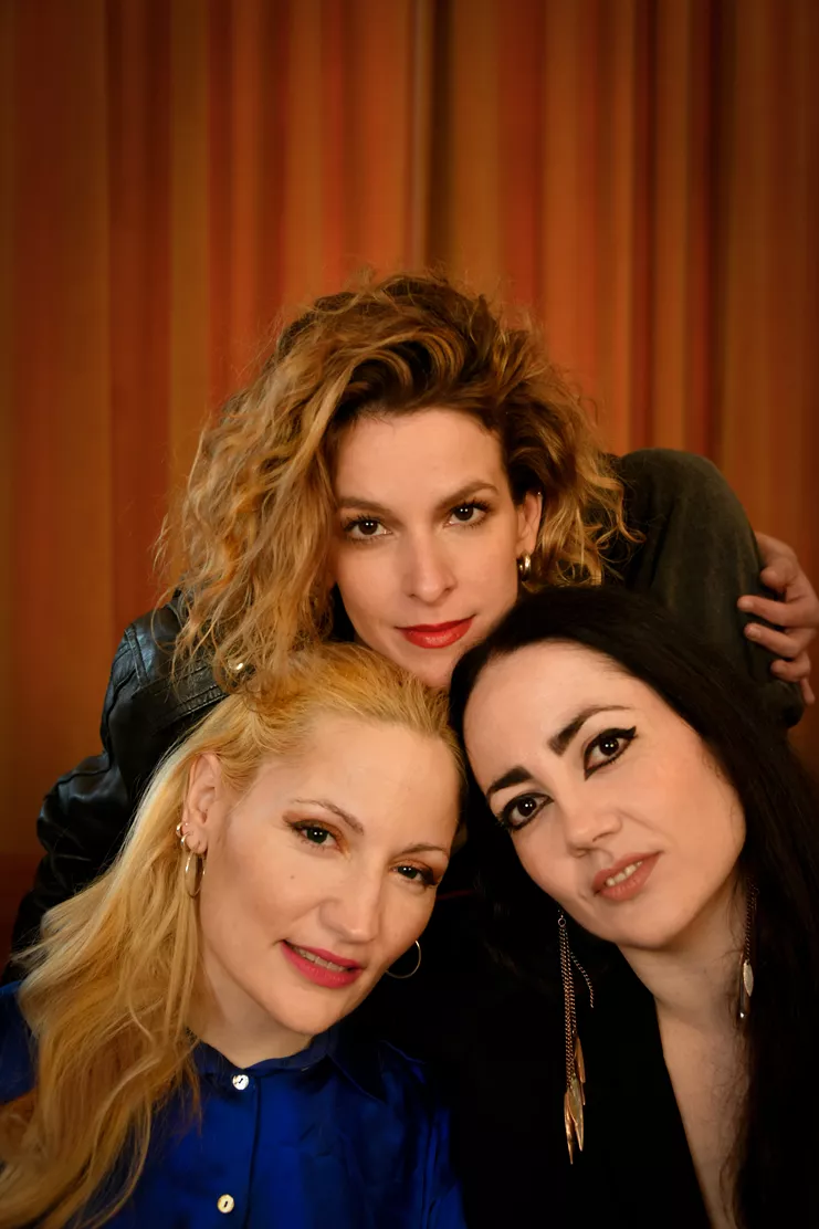 Δοκιμές - Νικόλ Δημητρακοπούλου, Ελένη και Σουζάνα Βουγιουκλή