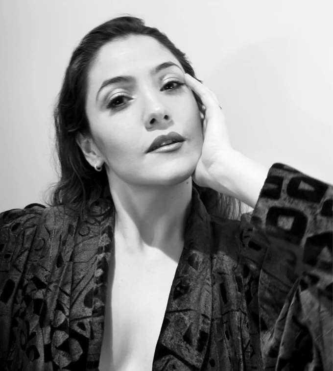 Μίνως Debora russ